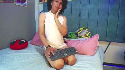 Alex_Tehir Live Image