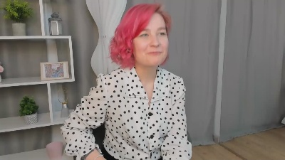 BritneyTaake Live Image