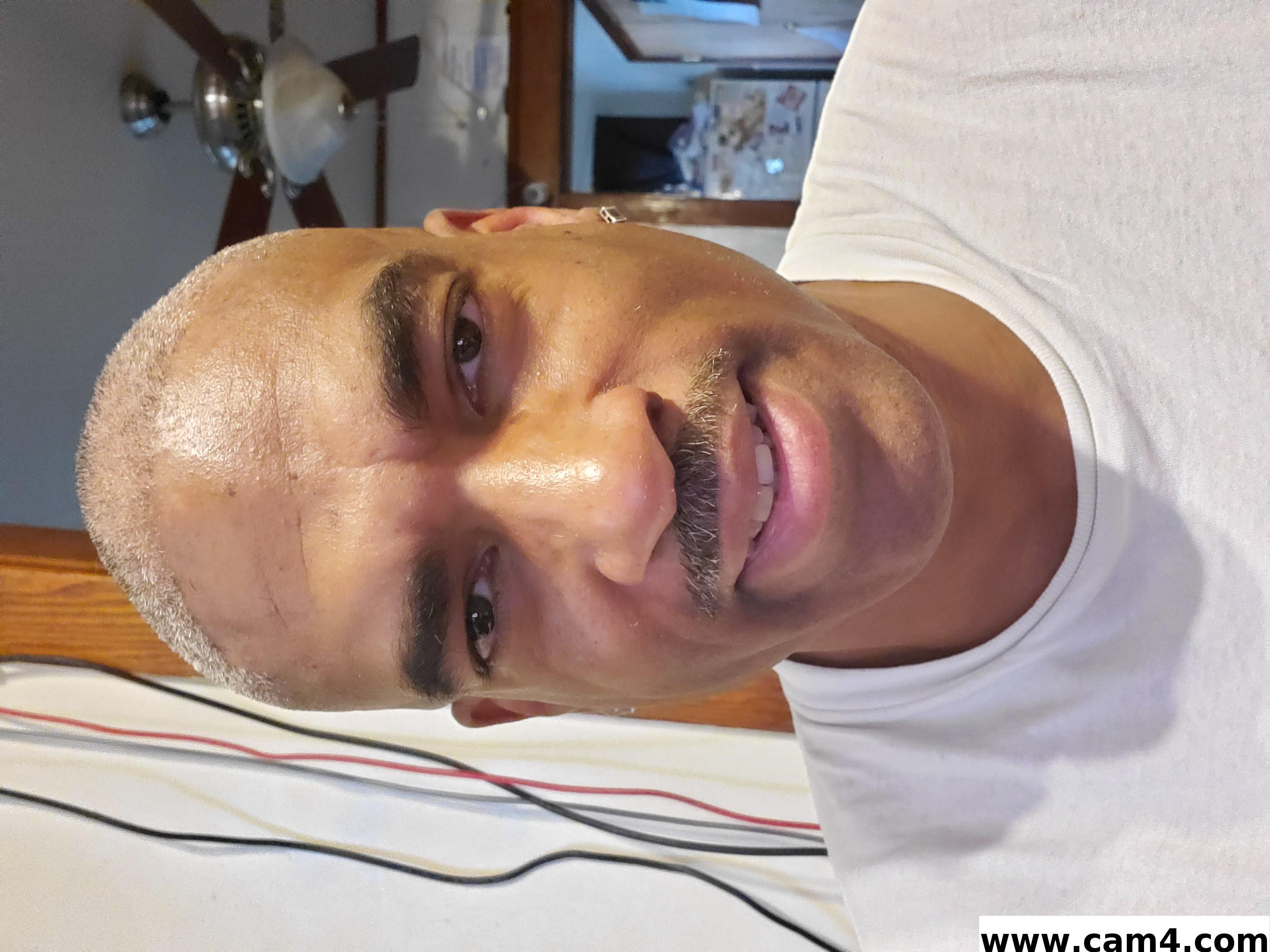 Darrin080 Live Image