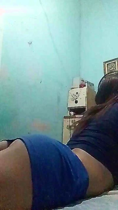 Emillykk Live Image