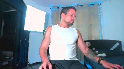 LucasGaeel Live Image