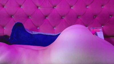 Nanis_James Live Image