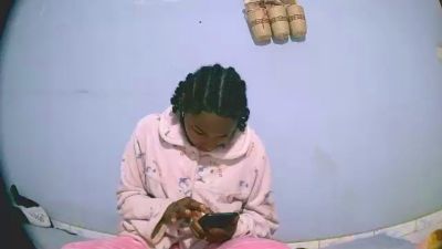 Natty_nomeny Live Image
