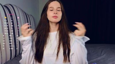 PhilomenaGrooms Live Image