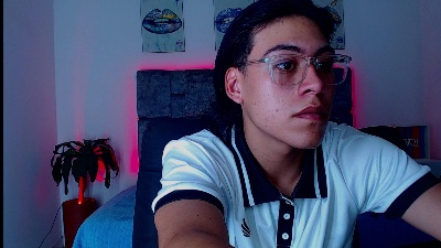 Sensual_Blade Live Image