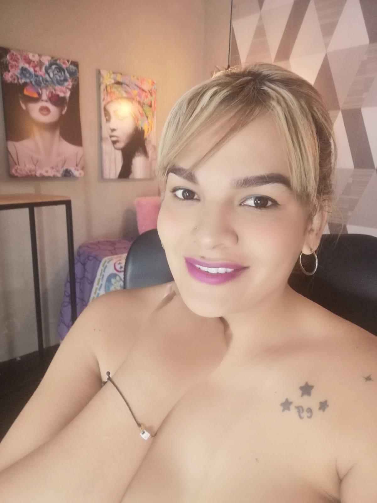 Vanesita_novoa Live Image