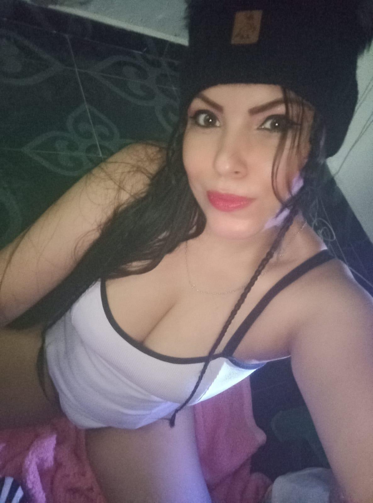 abbieCum