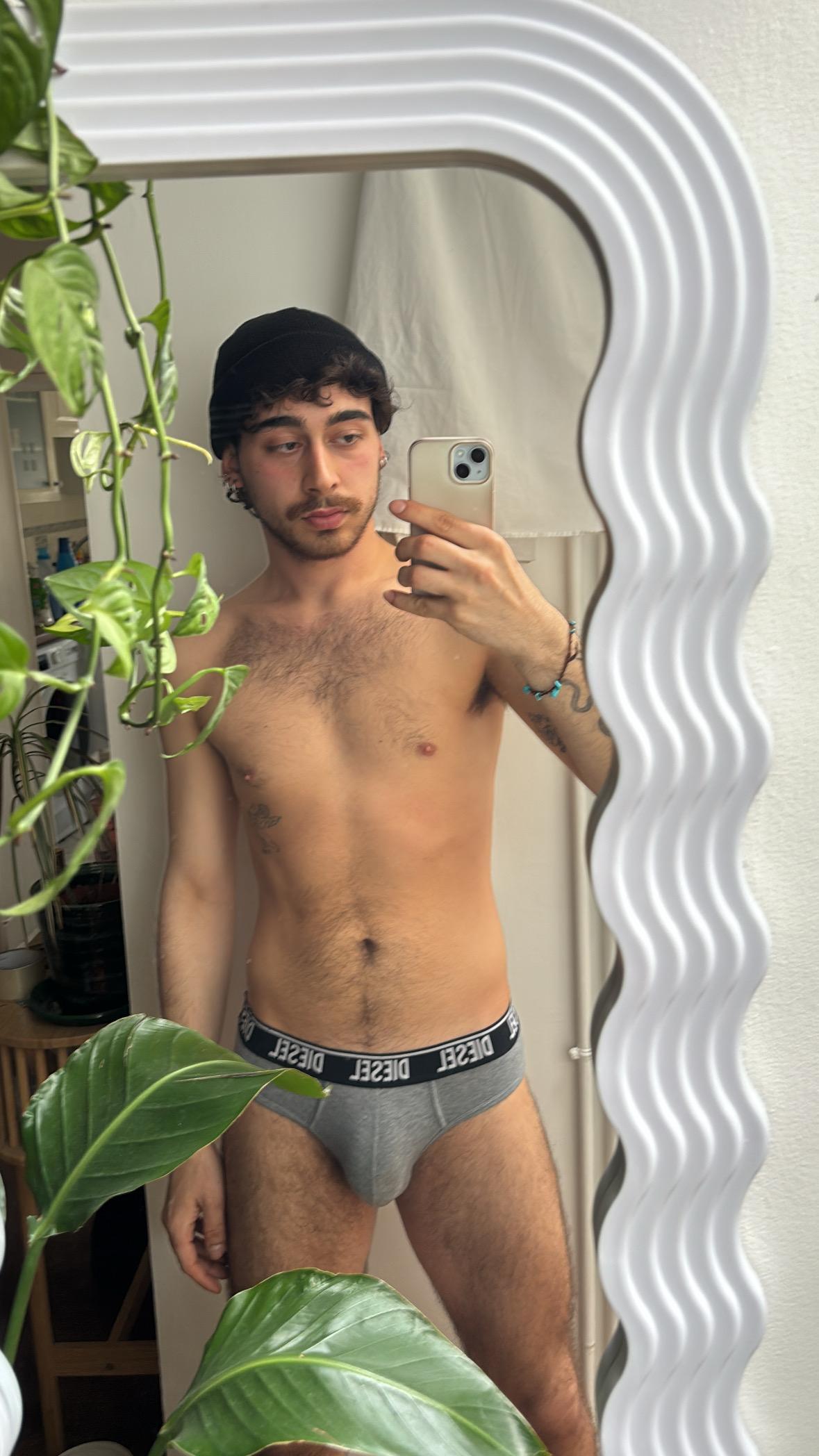 boy_byye Live Image