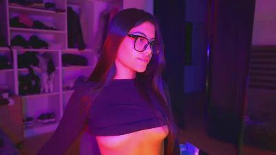 capriciousqueen Live Image