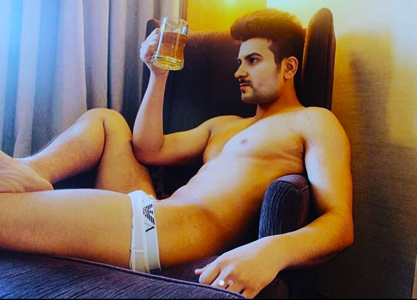 erotictoyboy Live Image