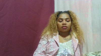 monicasexy42 Live Image