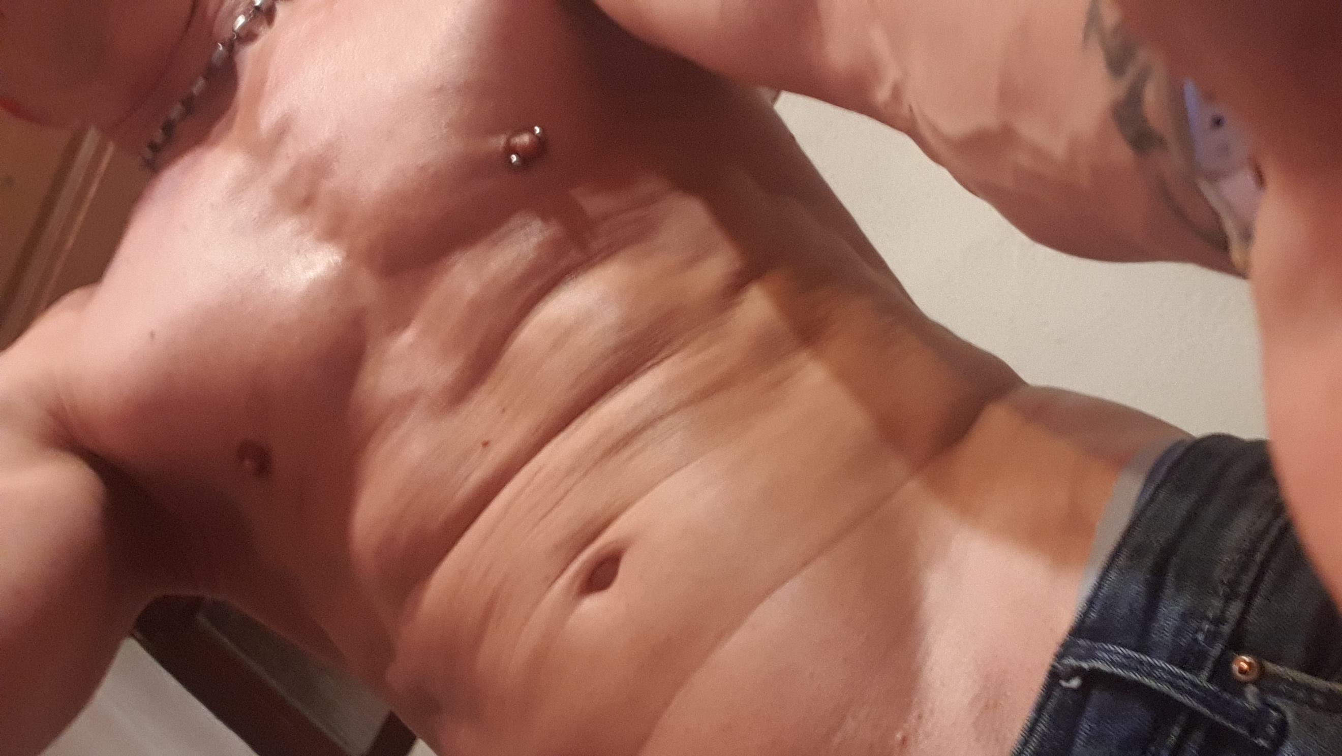 rockhardstud69 Live Image
