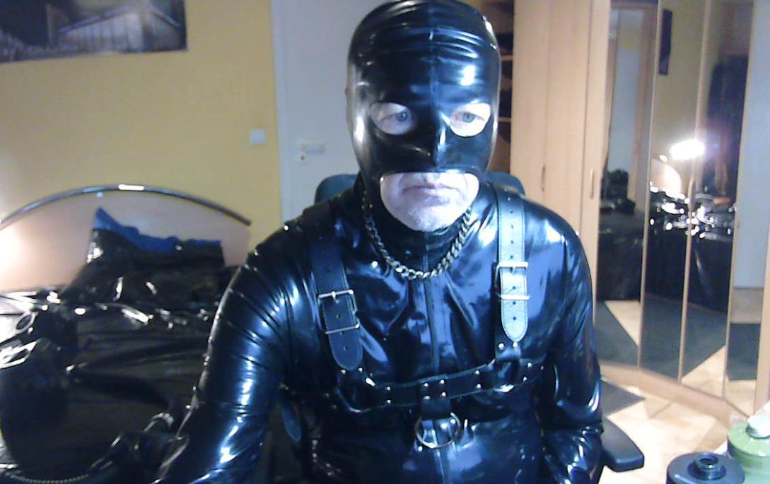 rubber47ms Live Image