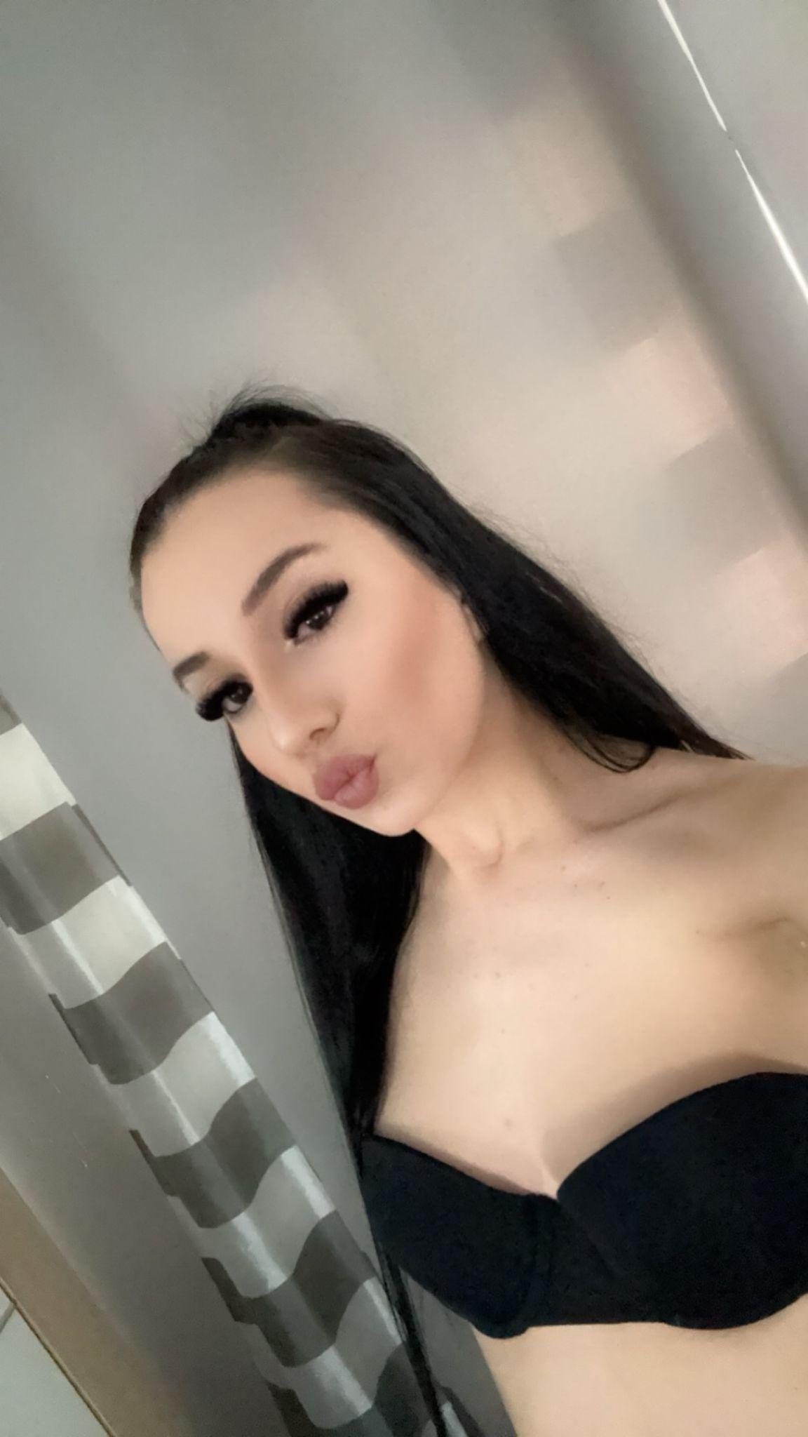 tiffanysey Live Image
