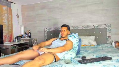 Alecandkaii live from United States