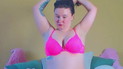 Alexa_Lexiee live from Czechia