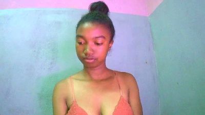 Aliciah02 live from Madagascar