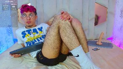 Axel_tay live from United States