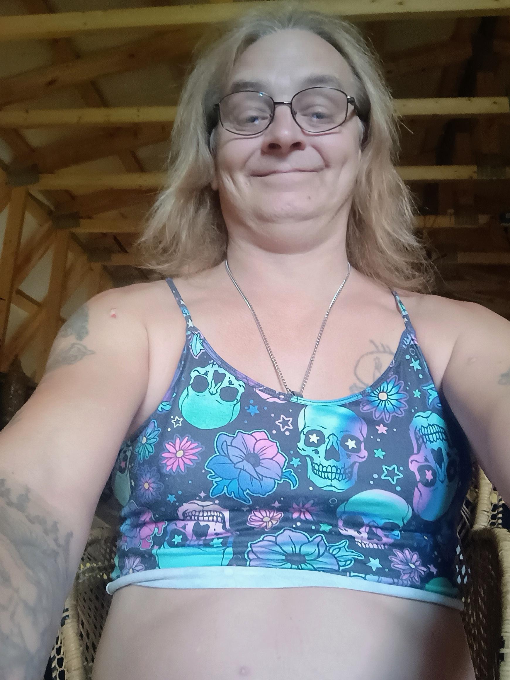 Beast2174 live from United States