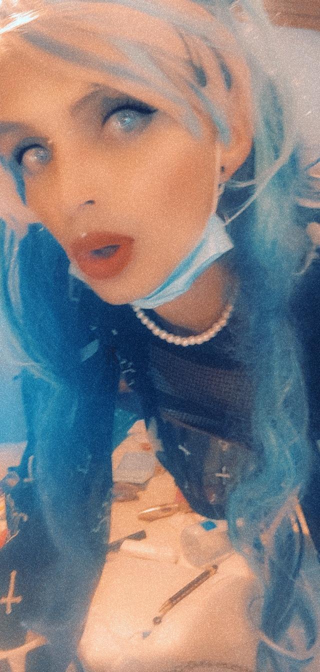 Belleofthebrawl live from United States