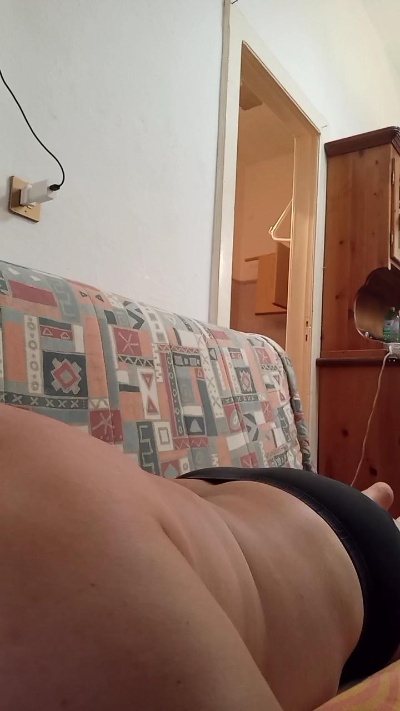 Boscaiolo71 live from Italy