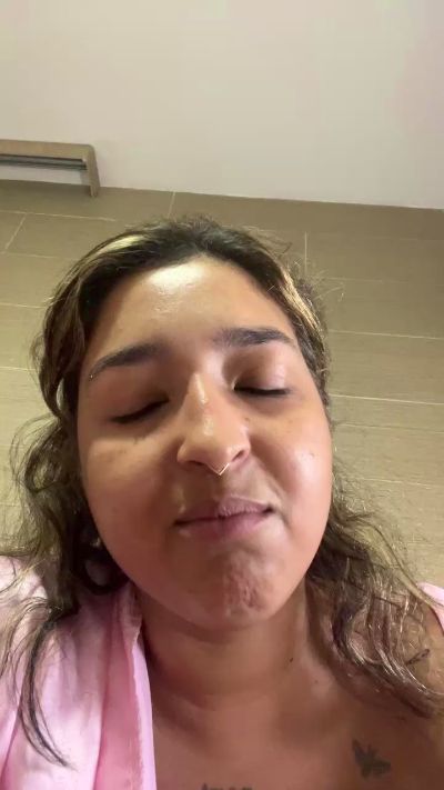 Catherinna live from Brazil