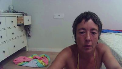 CatyLandi live from Spain