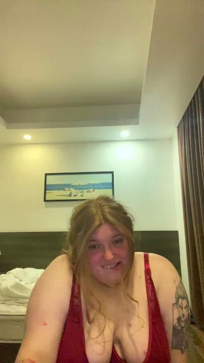 ChubbyLizzy1 live from United States