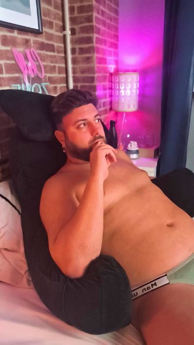 Dani_MalaPedro live from Spain