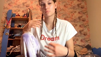 DedraSuttle live from France