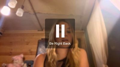 DeneenDargie live from Czechia