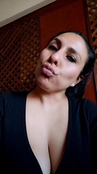 Dessire_love live from Argentina