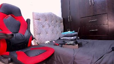 Devan_Ruiz live from Colombia