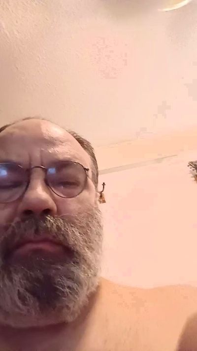 Eclayton live from United States
