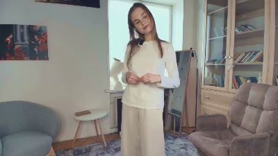 EloisColley live from United States
