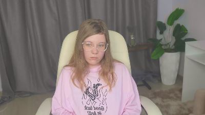 ElvaMccloughan live from Romania