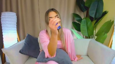 FatimahFranko live from France