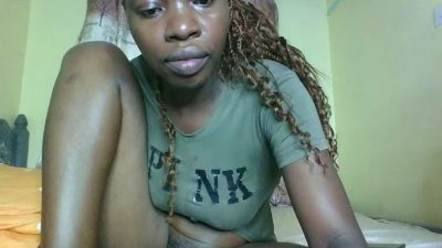 Freaky_gal live from Kenya