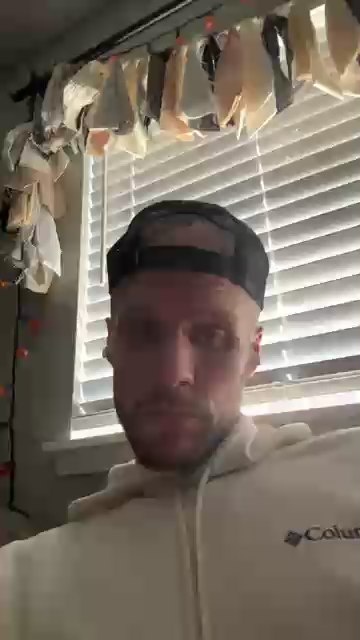 Gagey21 live from United States