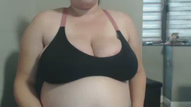 GiantBoobs4 live from United Kingdom