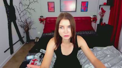 GinaLeone live from United States