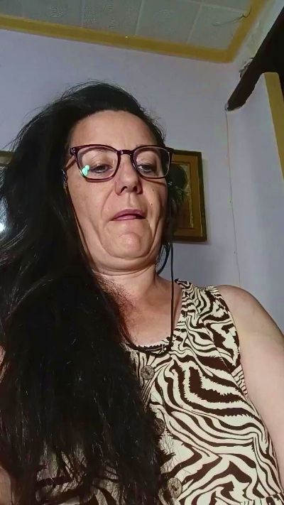 HAIRY_PUSSY_55 live from United Kingdom