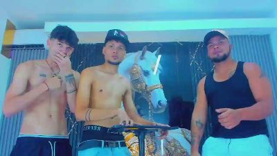 Handsome_boys_ live from Colombia