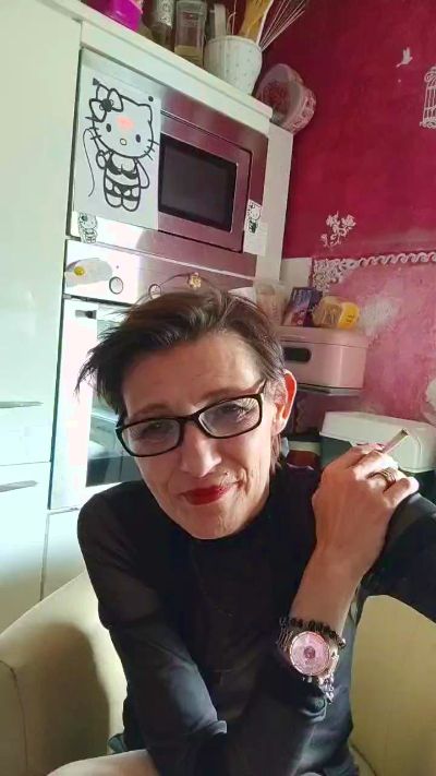 Helena_die_1 live from Germany