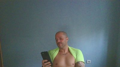 J8se live from Spain
