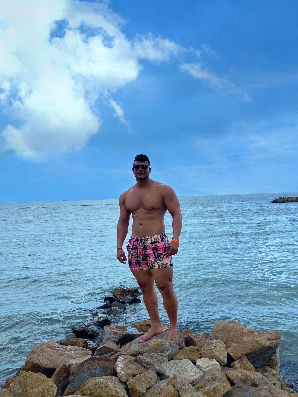 Jac_black live from Colombia