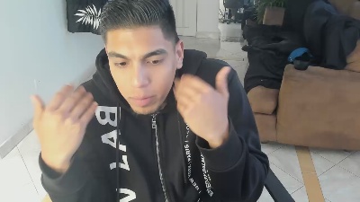 JonaikerCR live from Colombia