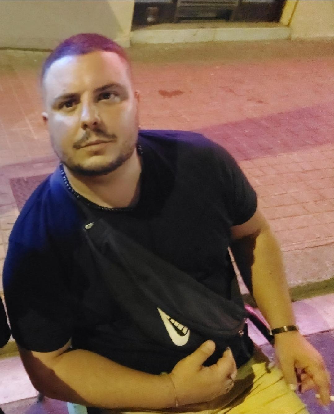 Juanitto82 live from Spain