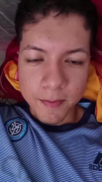 Juankafelipel live from Colombia