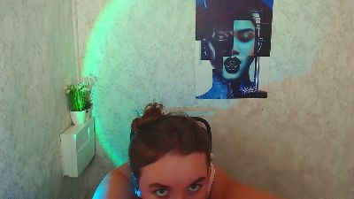 JuliLa_ live from United States